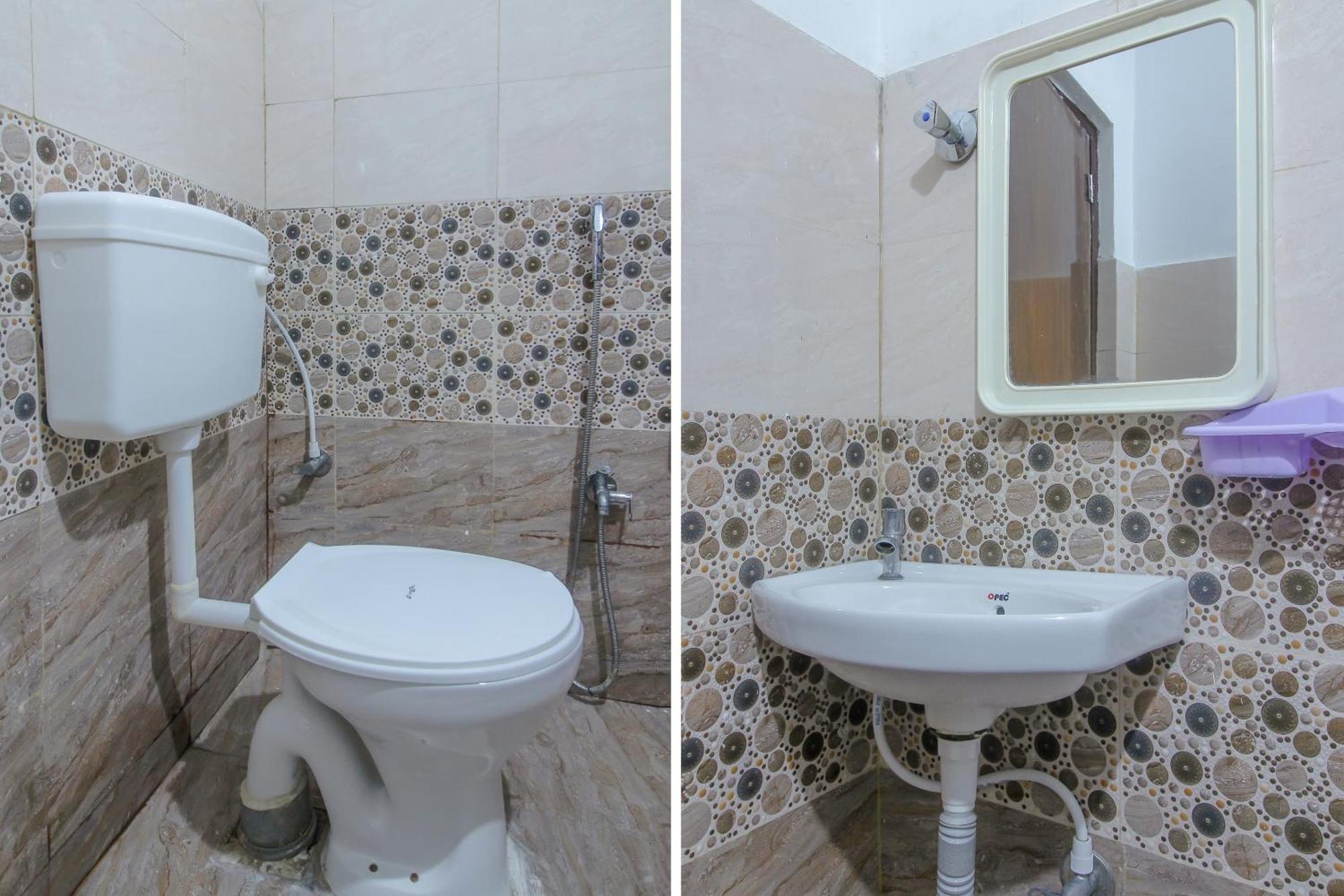 Spot On 81775 Mohit Gokul Lodge New Luxury Room'S Near Secunderabad Railway Station Lālāguda Eksteriør bilde